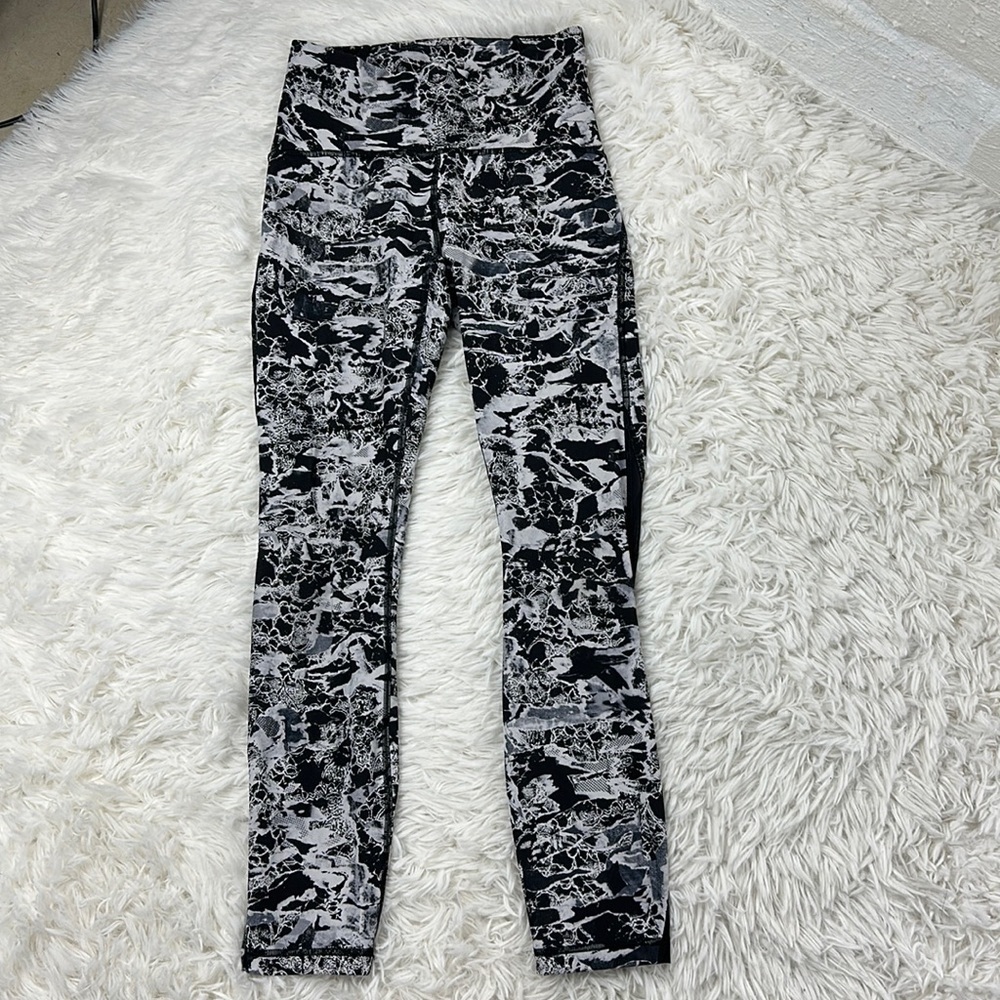 Lululemon Train Times 7/8 Pant (25" ) Interlaced Starlight Black / Black